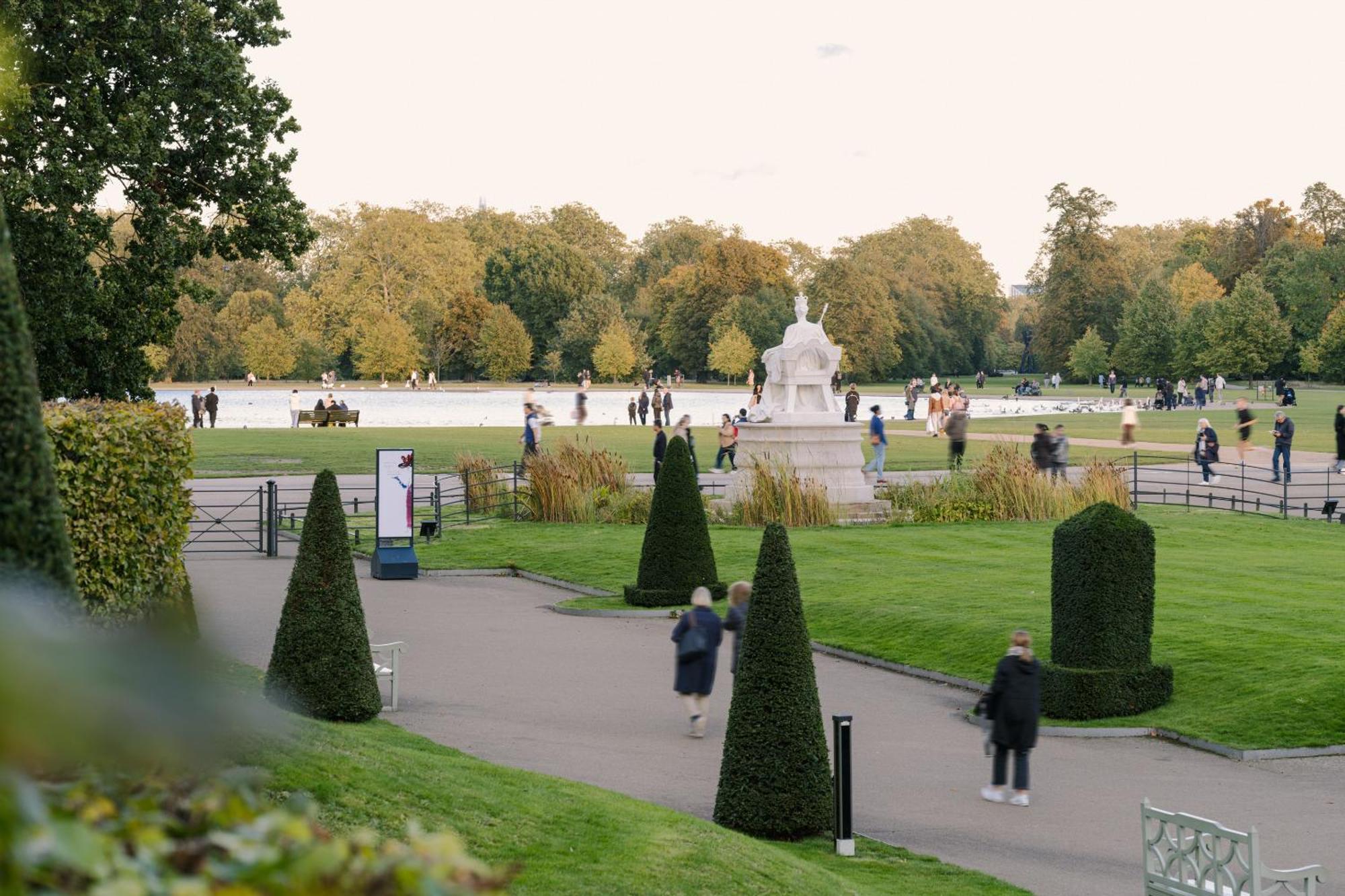 Kensington Gardens Hotel, Sonder By Marriott Bonvoy Лондон Екстериор снимка