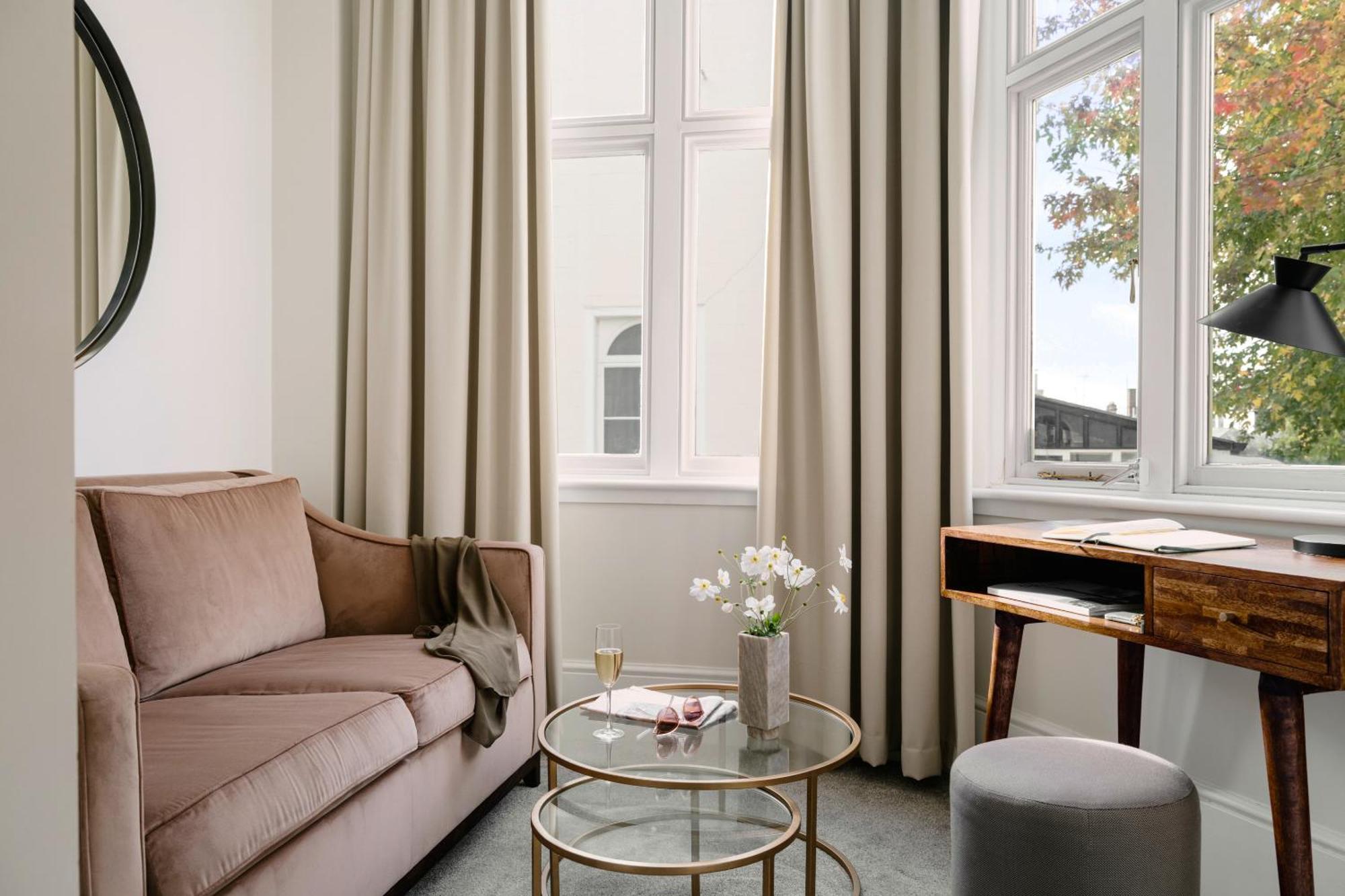 Kensington Gardens Hotel, Sonder By Marriott Bonvoy Лондон Екстериор снимка
