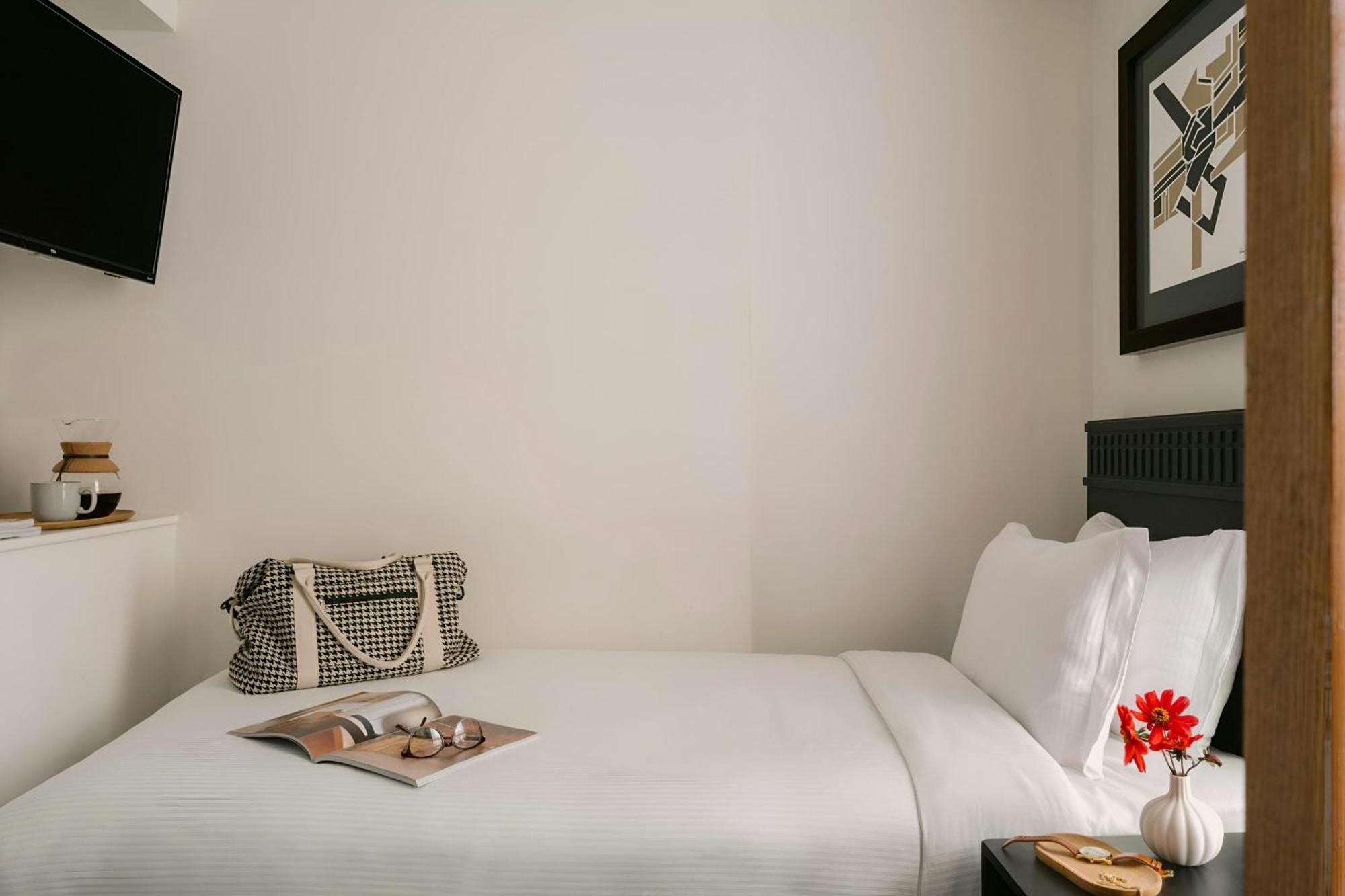 Kensington Gardens Hotel, Sonder By Marriott Bonvoy Лондон Екстериор снимка